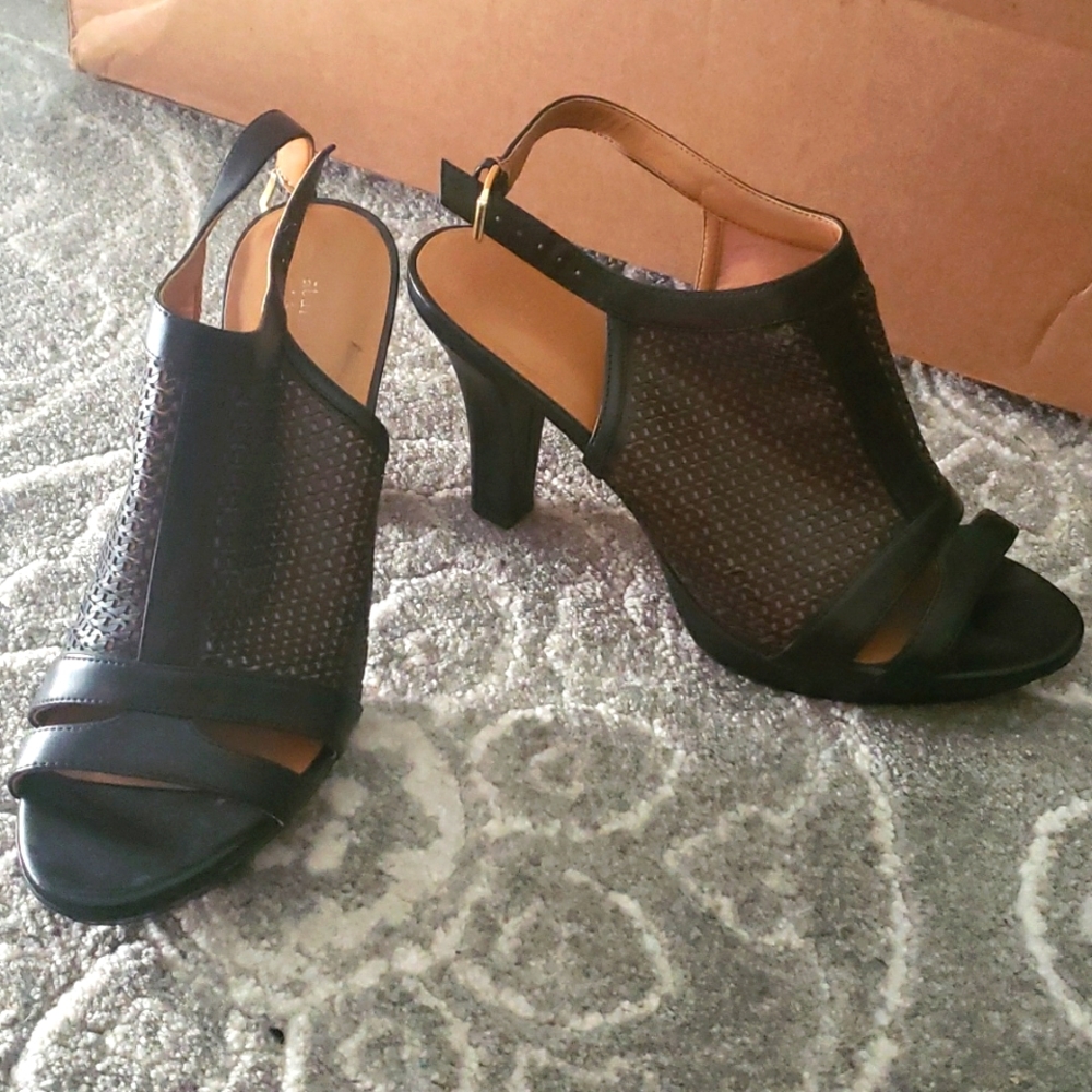 Black heels
